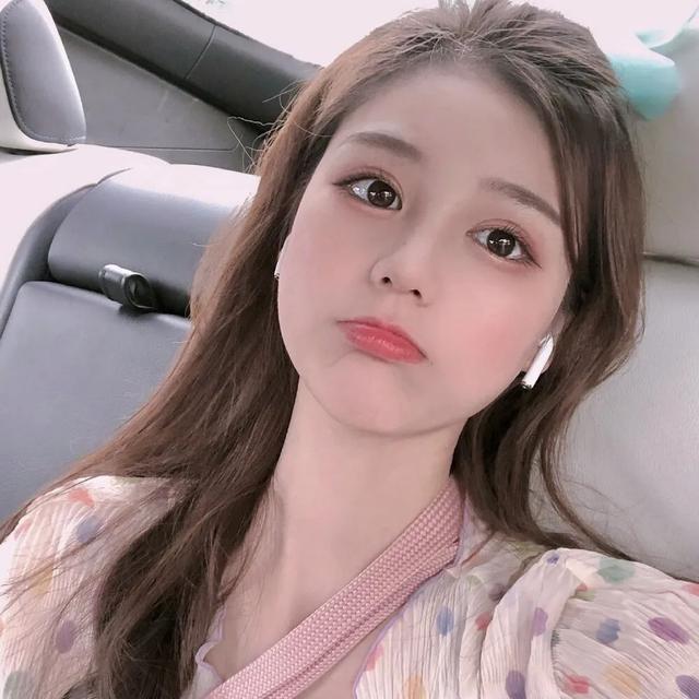 最新视频菠萝在线观看